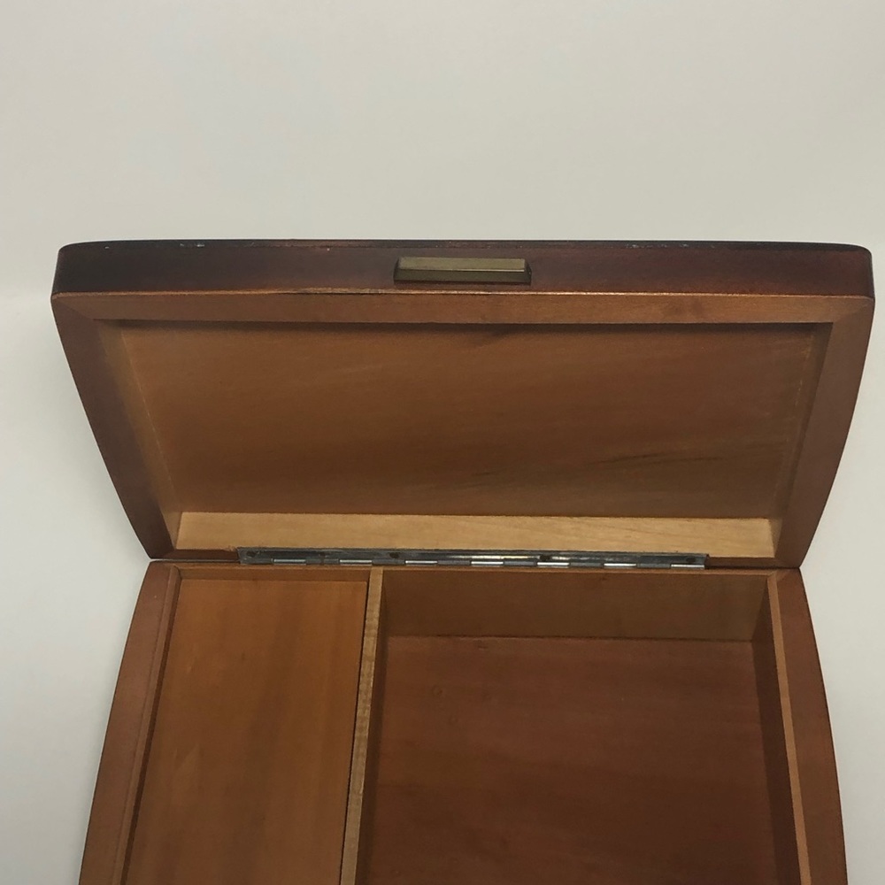 Music Box - Picture 5 of 6